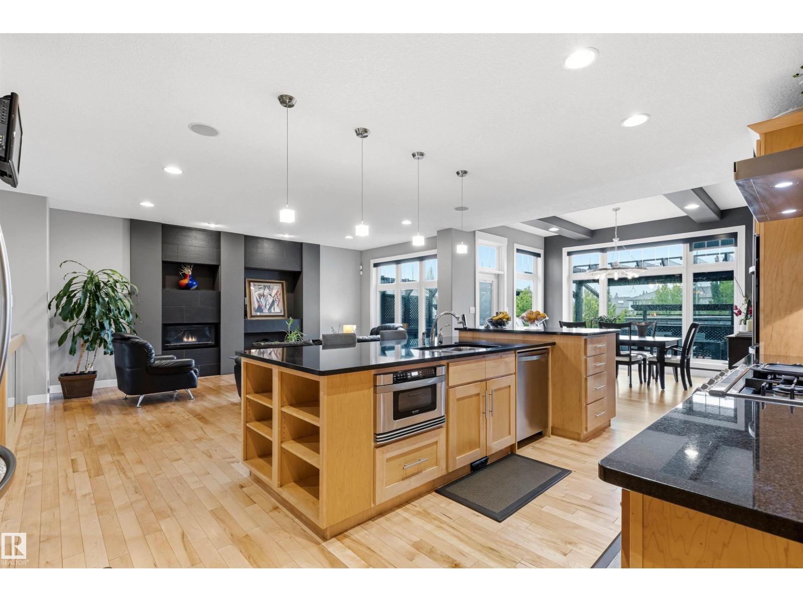5709 MCLUHAN BA NW - 16