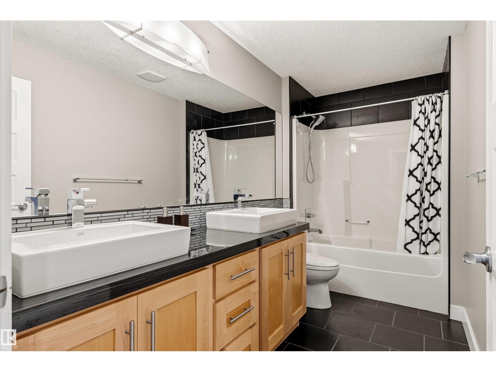 5709 MCLUHAN BA NW - 34