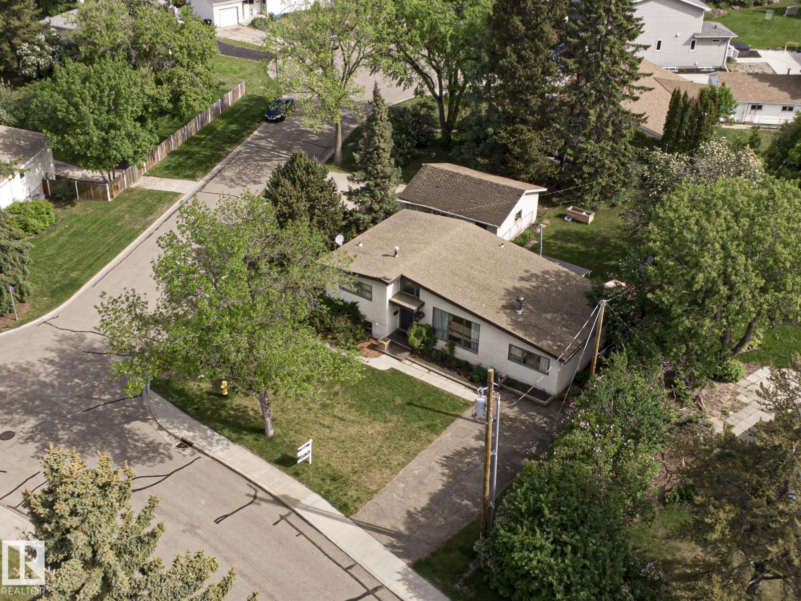 190 WILLOW ST - 1