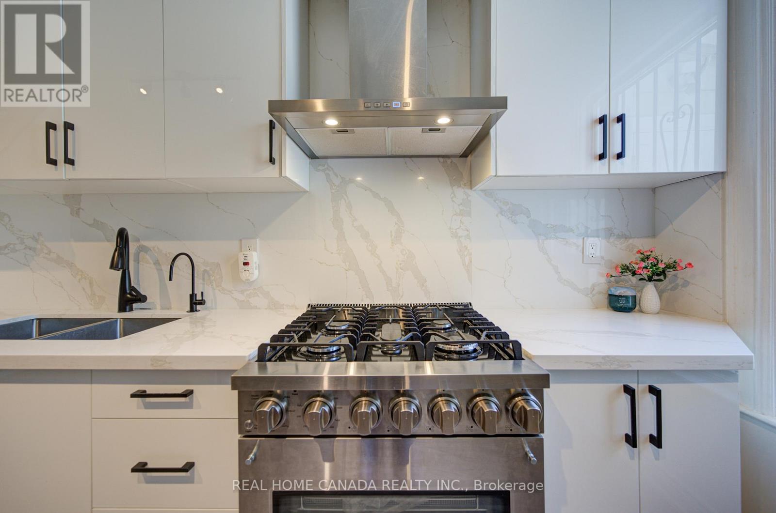 1145 DUFFERIN STREET - 14