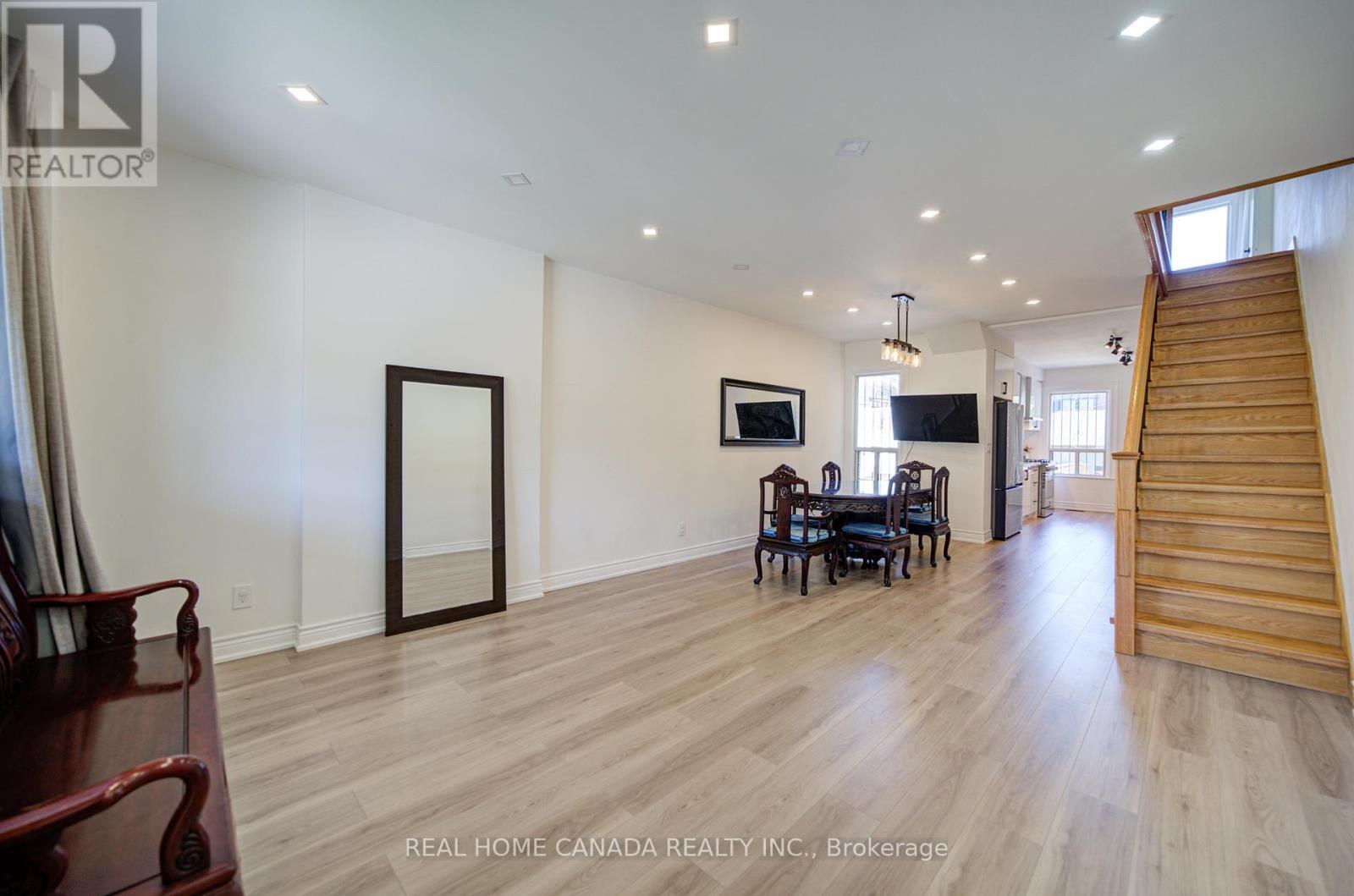 1145 DUFFERIN STREET - 3