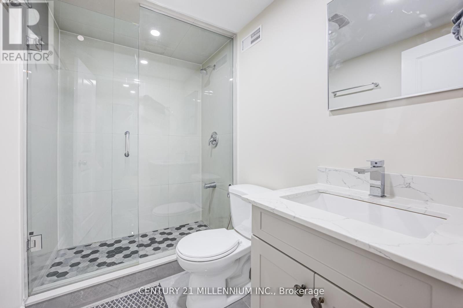 18 RIDGEHILL DRIVE - 31