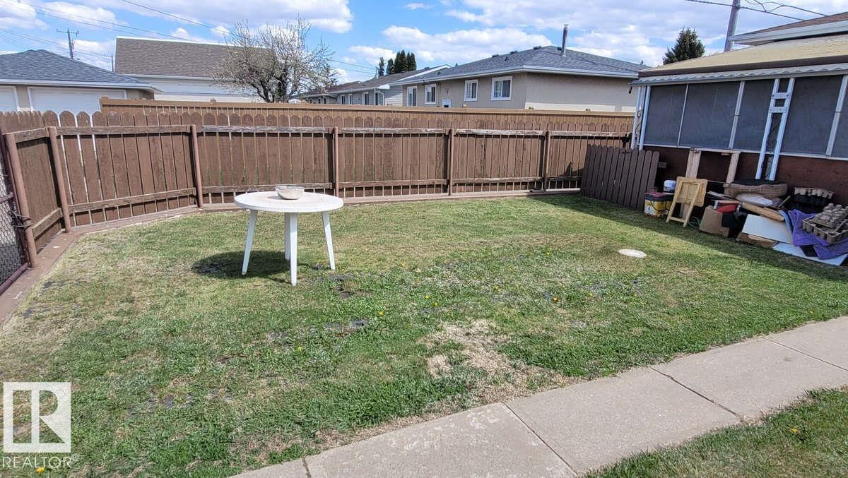 7220 131A AV NW - 10
