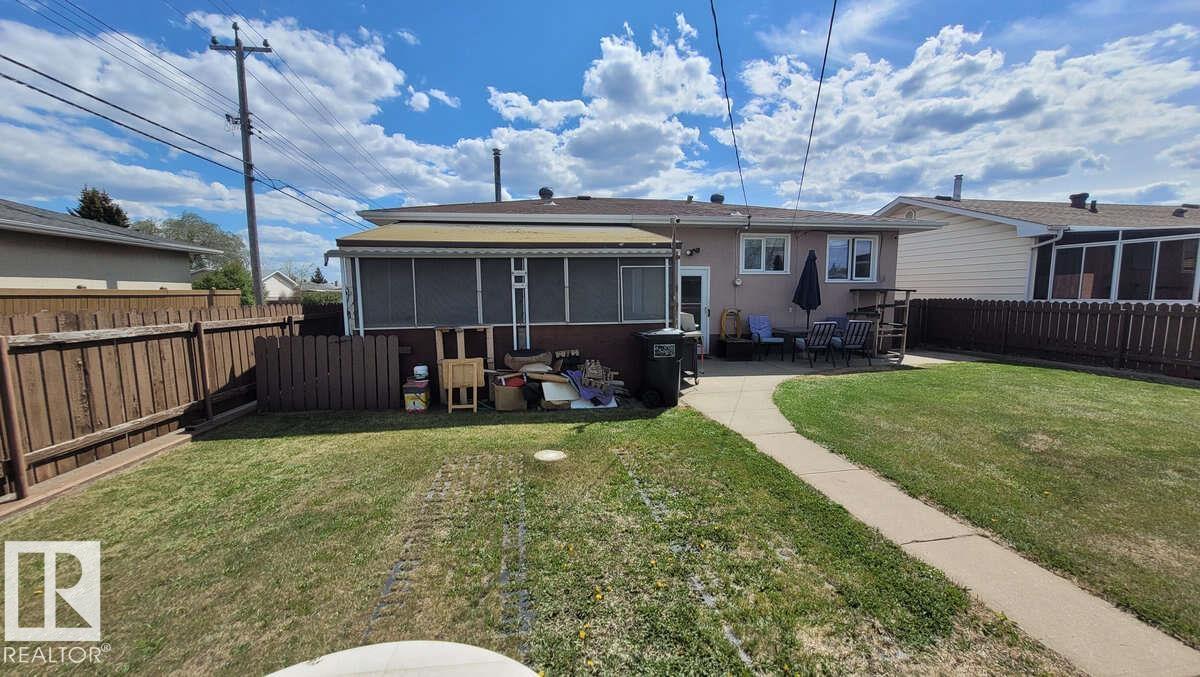 7220 131A AV NW - 12