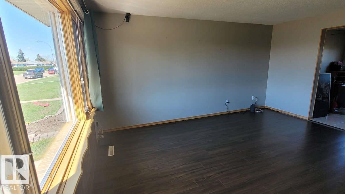 7220 131A AV NW - 20