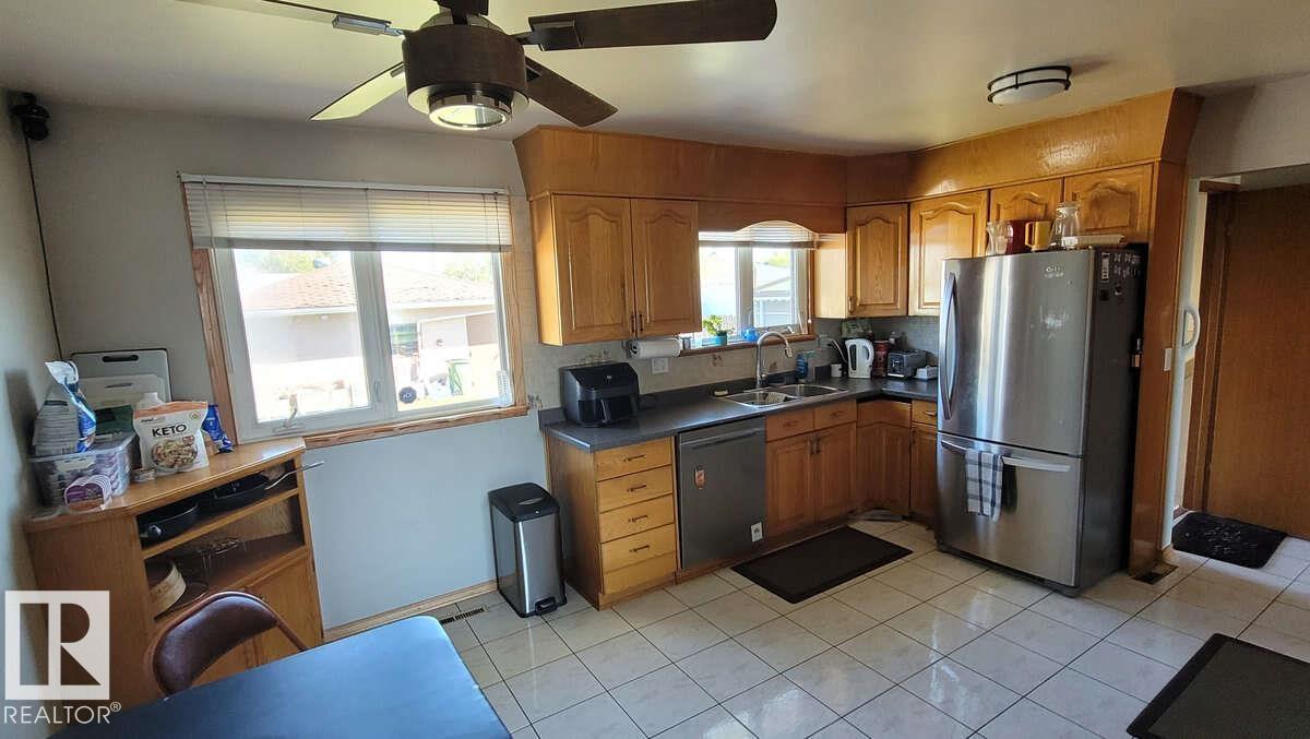 7220 131A AV NW - 27