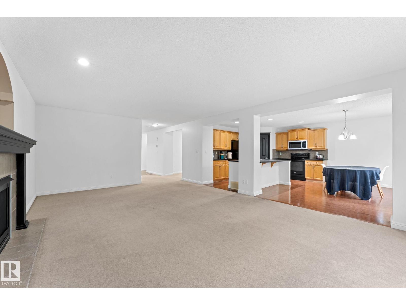 1951 120 ST SW - 9