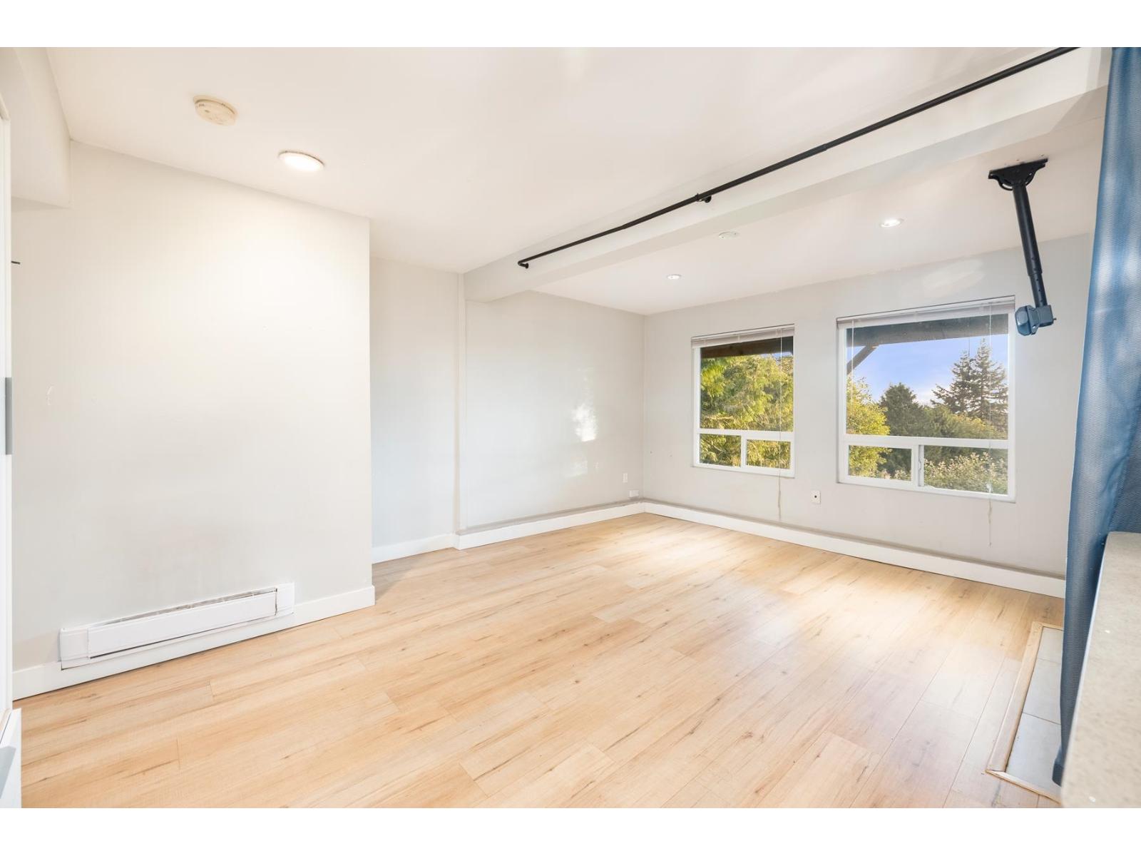 7437 GARFIELD Drive, Delta
