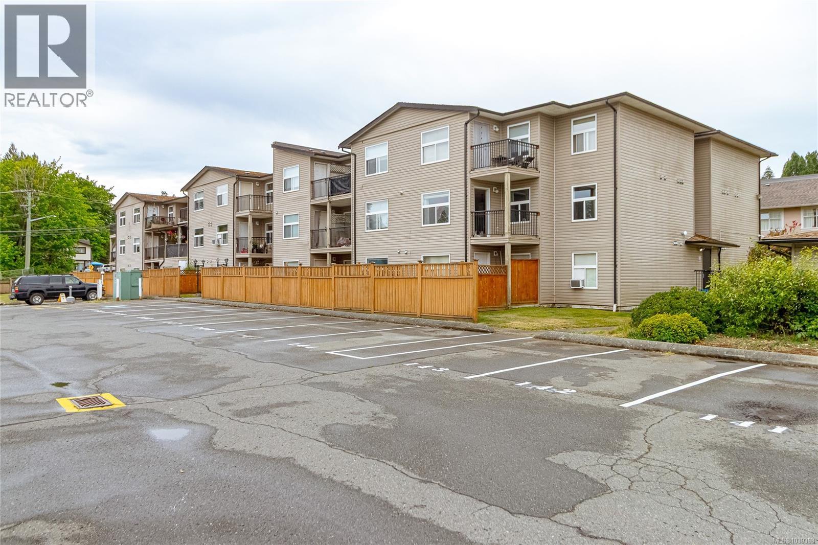 #302 3215 Cowichan Lake Rd - 21