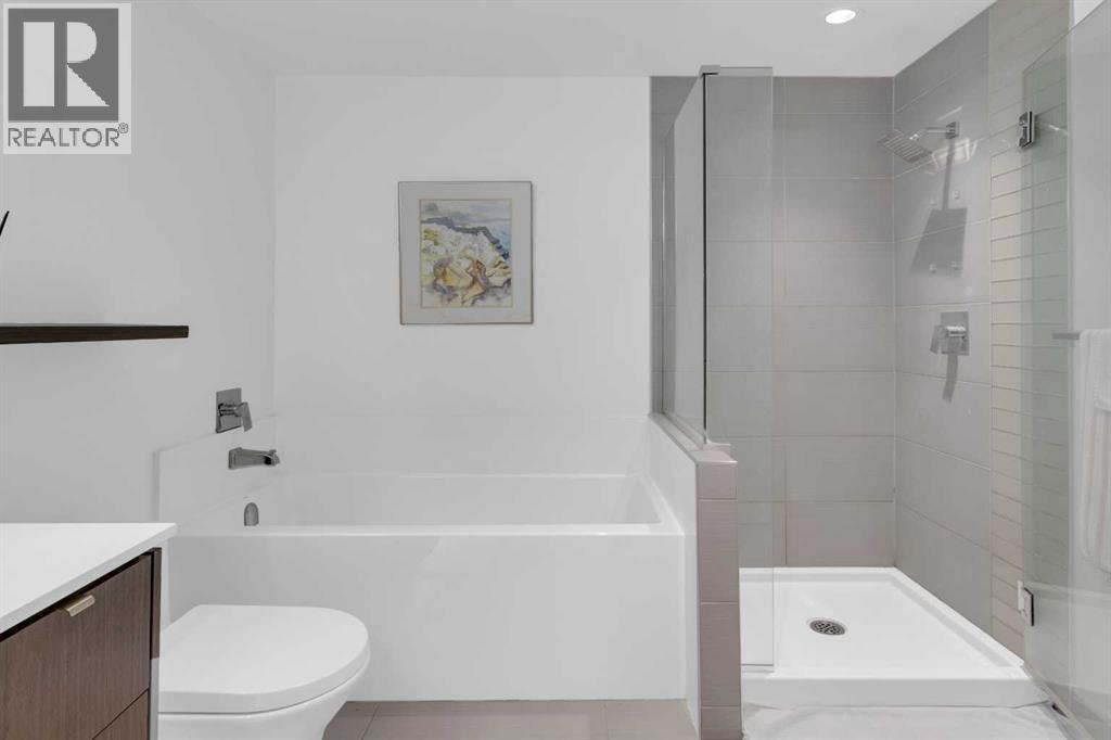 #228 305 18 Avenue SW - 18