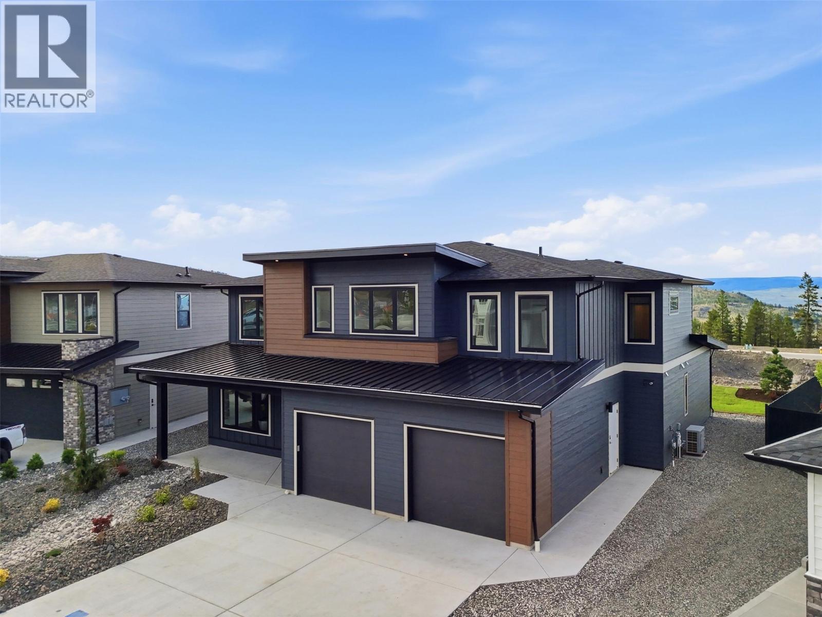 2086 LINFIELD Drive - Image 2