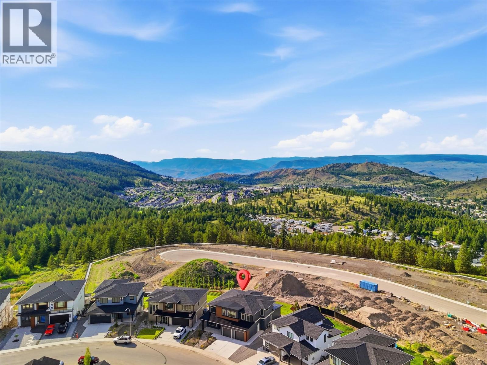 2086 LINFIELD Drive - 81