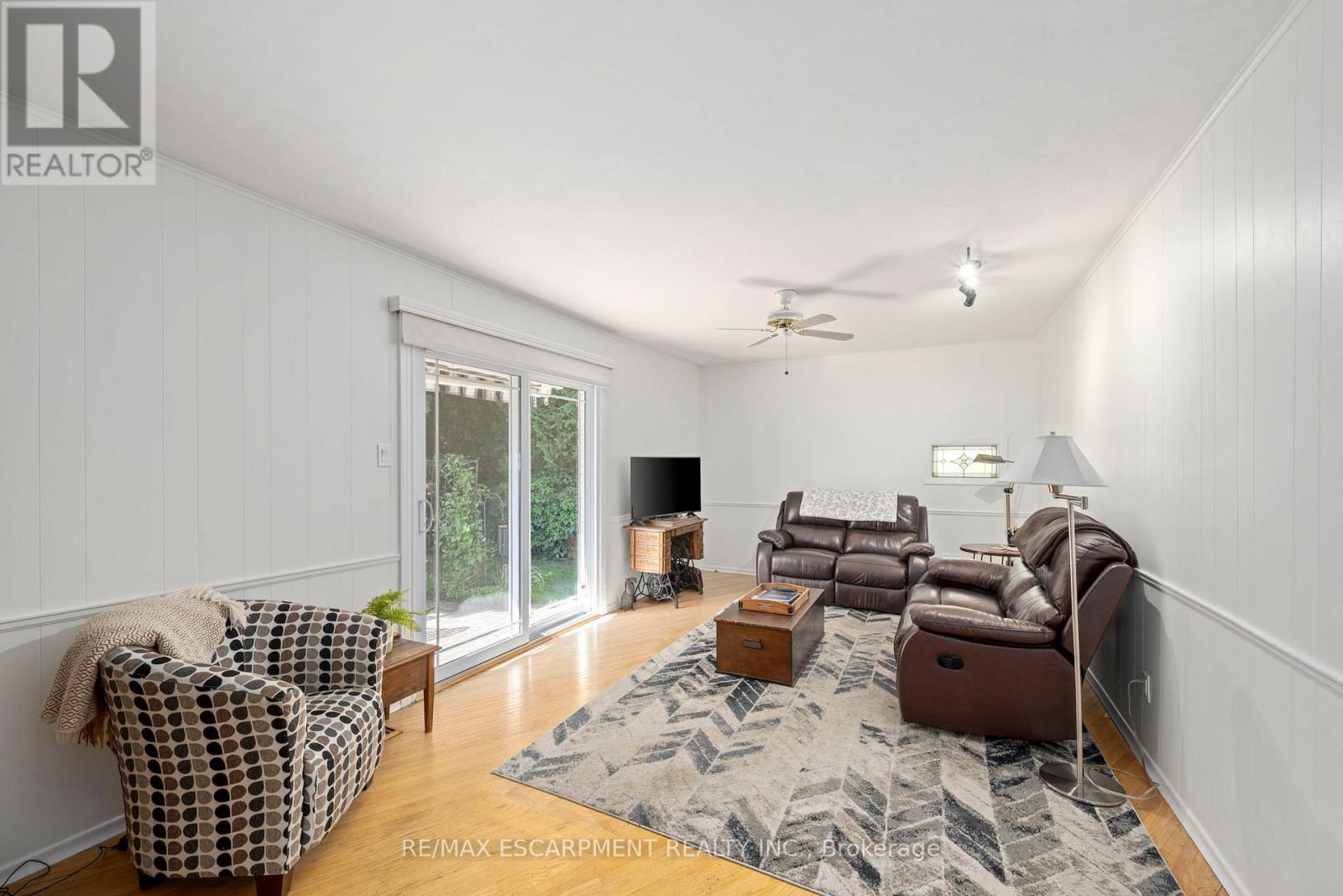 50 QUEEN MARY CRESCENT - 12