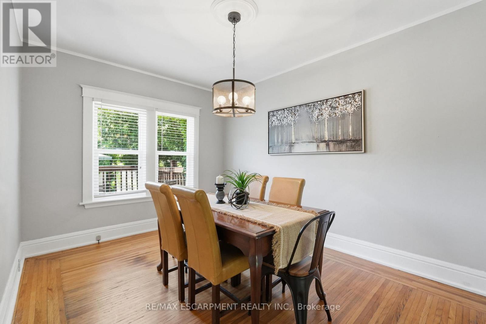 170 KENSINGTON AVENUE S - 12