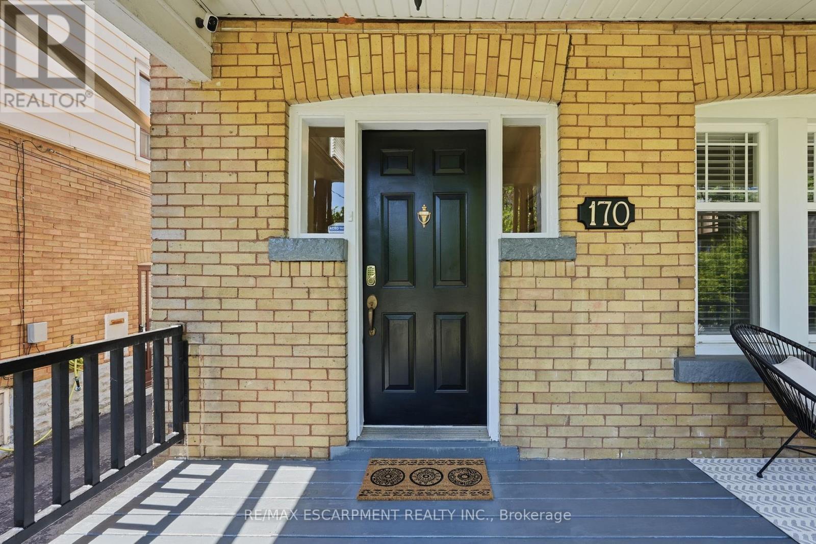170 KENSINGTON AVENUE S - 4
