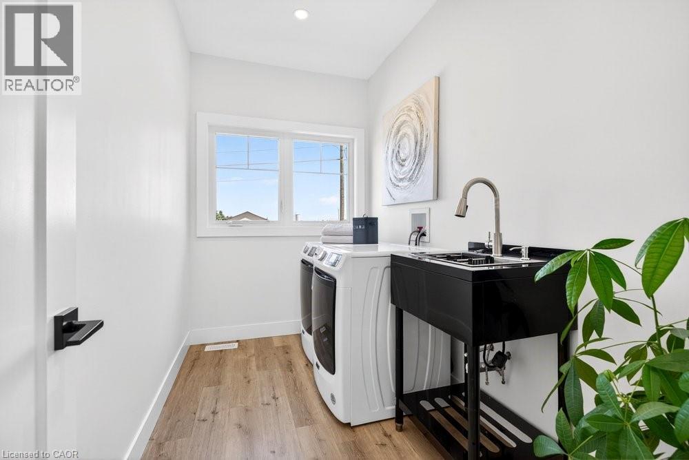 4286 VICTORIA Avenue - 31