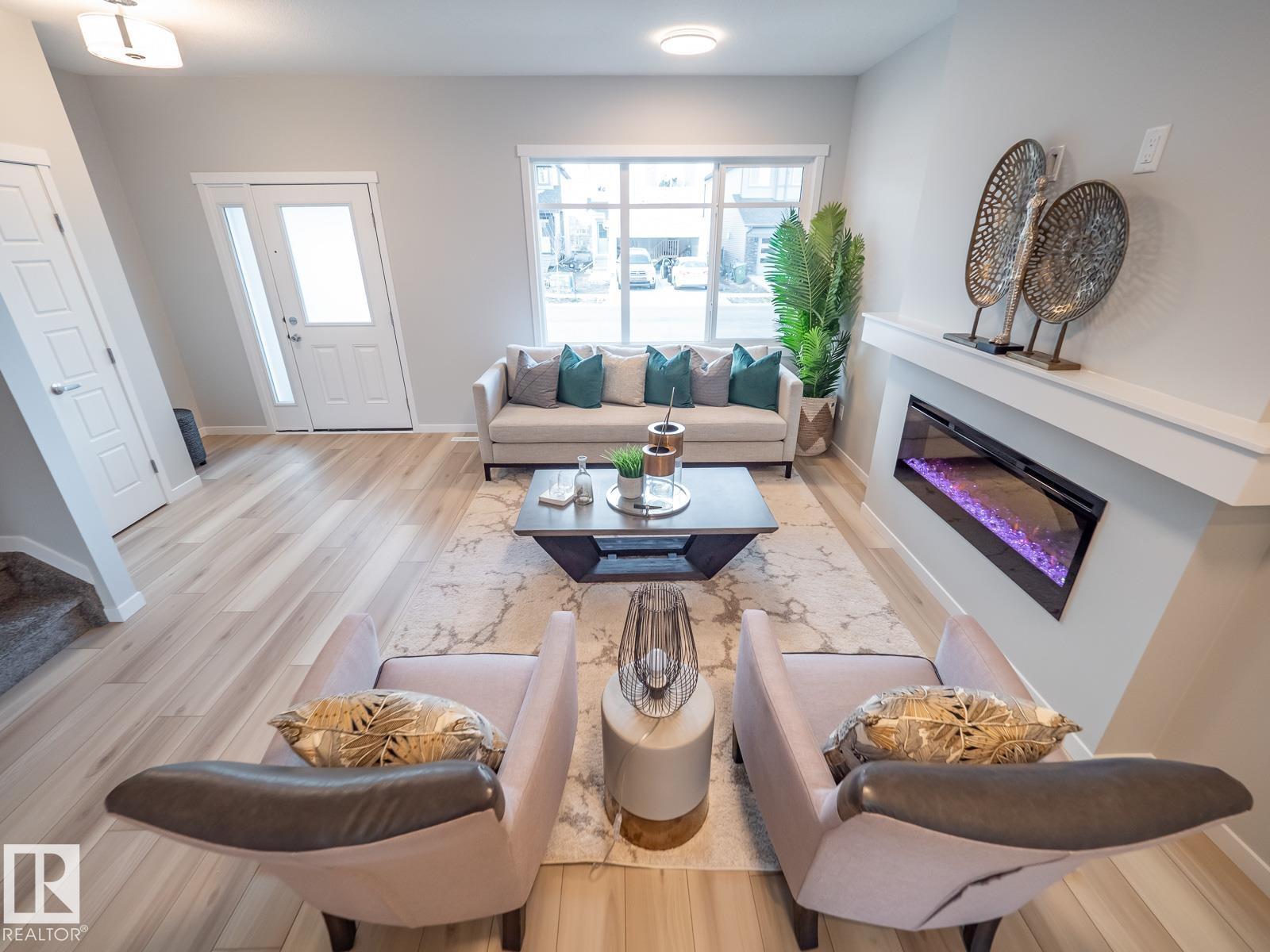 1090 McLeod AV - Image 3