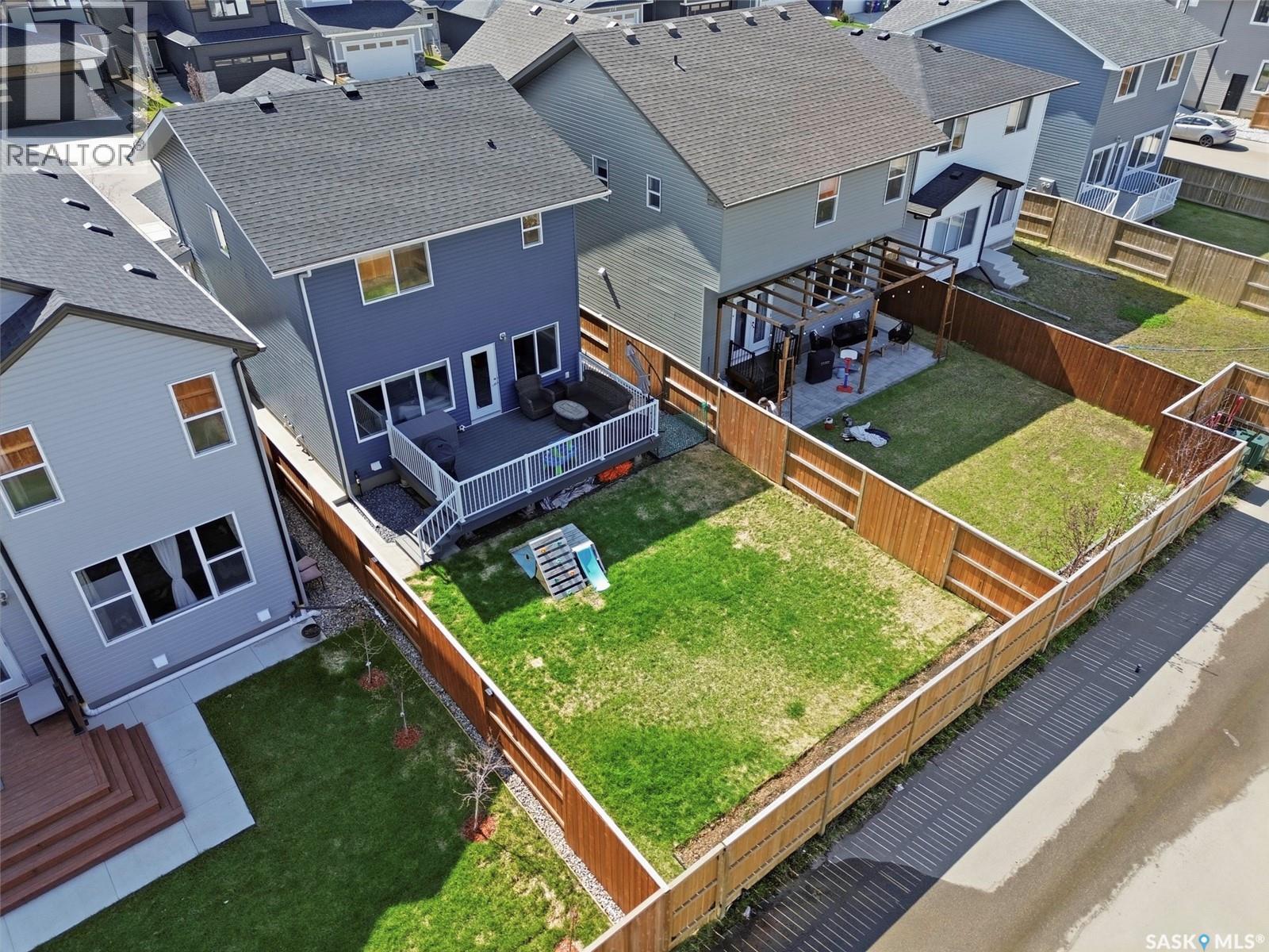 263 Skopik CRESCENT - 33