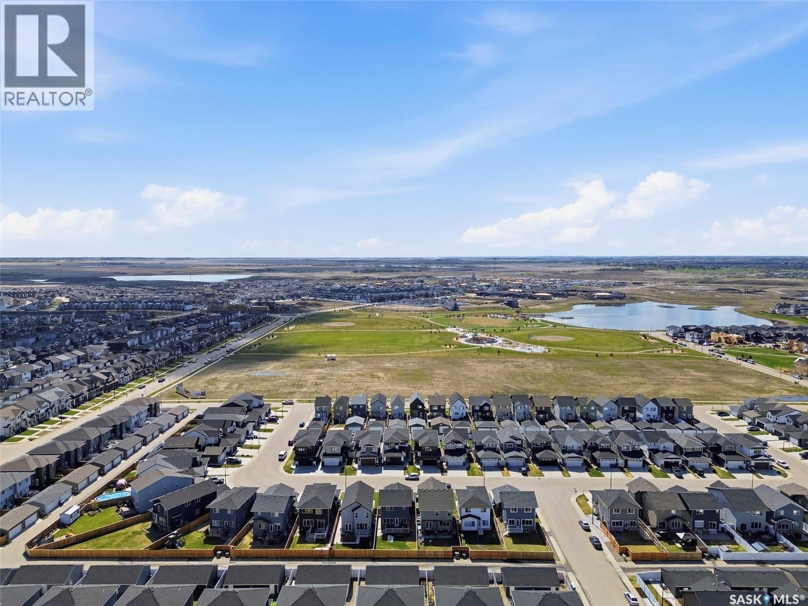 263 Skopik CRESCENT - 43
