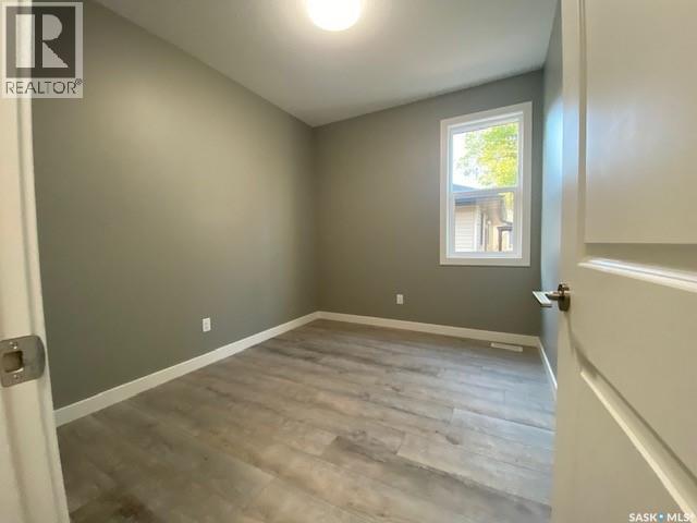 3067 Elphinstone STREET - 7