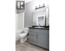 Bedroom - 2748 Mackay Street, Regina, SK S4N2T7 Photo 14