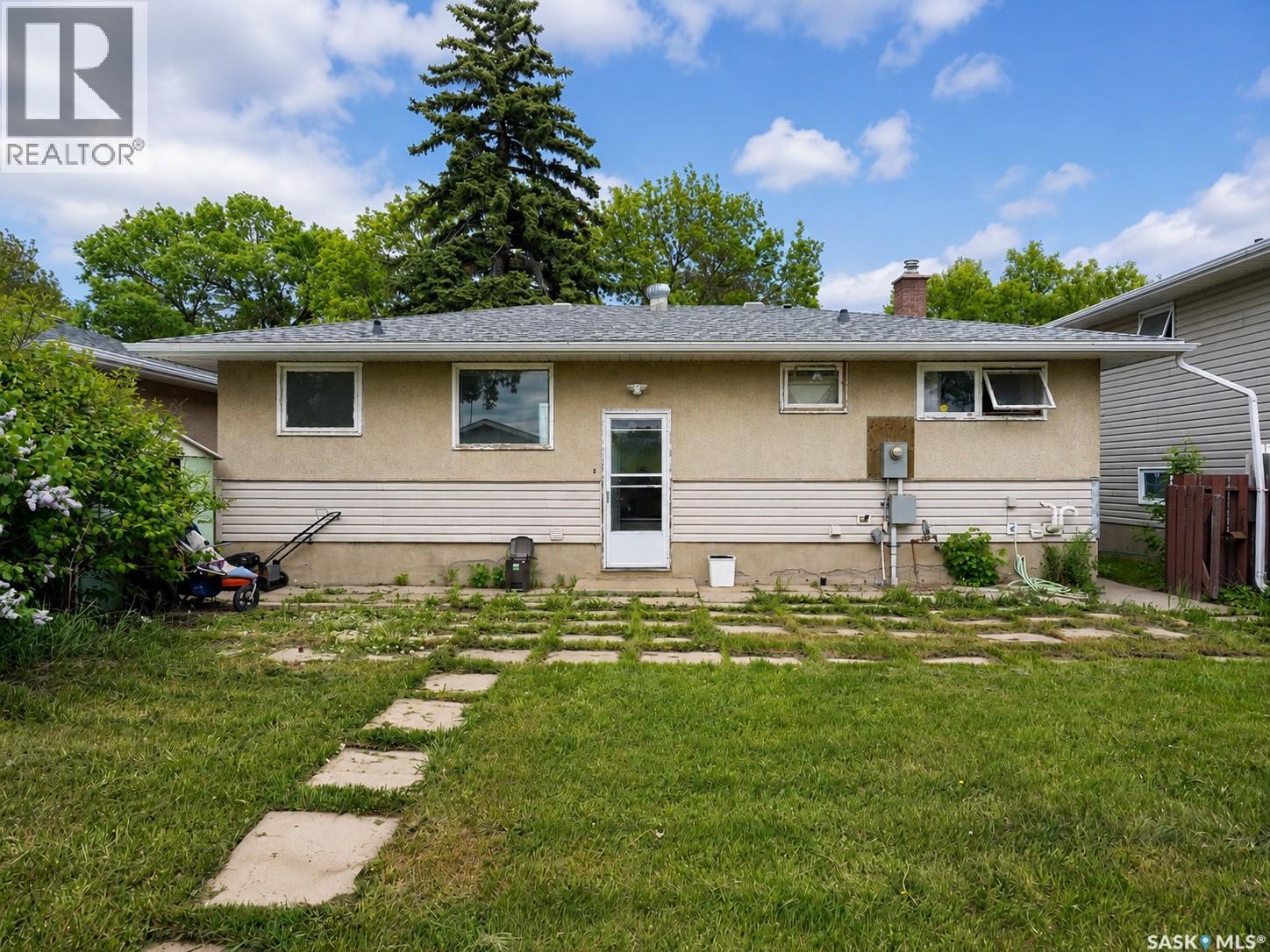 1420 Grosvenor STREET - 35