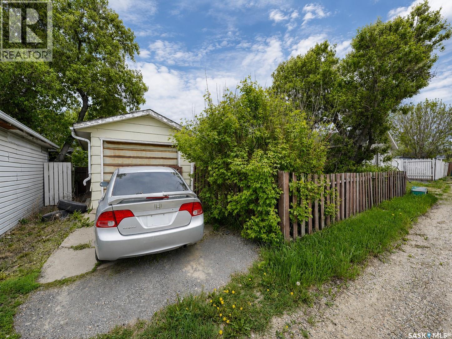 1420 Grosvenor STREET - 37