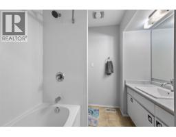 1435 Summit Drive Unit# 23, Kamloops, BC V2E1S4 Photo 13