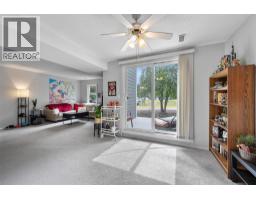 Foyer - 1435 Summit Drive Unit# 23, Kamloops, BC V2E1S4 Photo 8