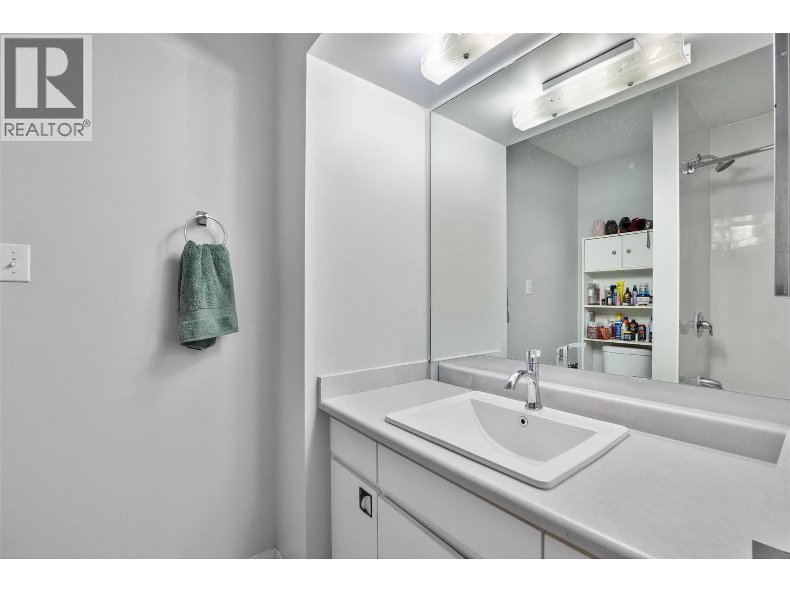 #23 1435 Summit Drive - 14
