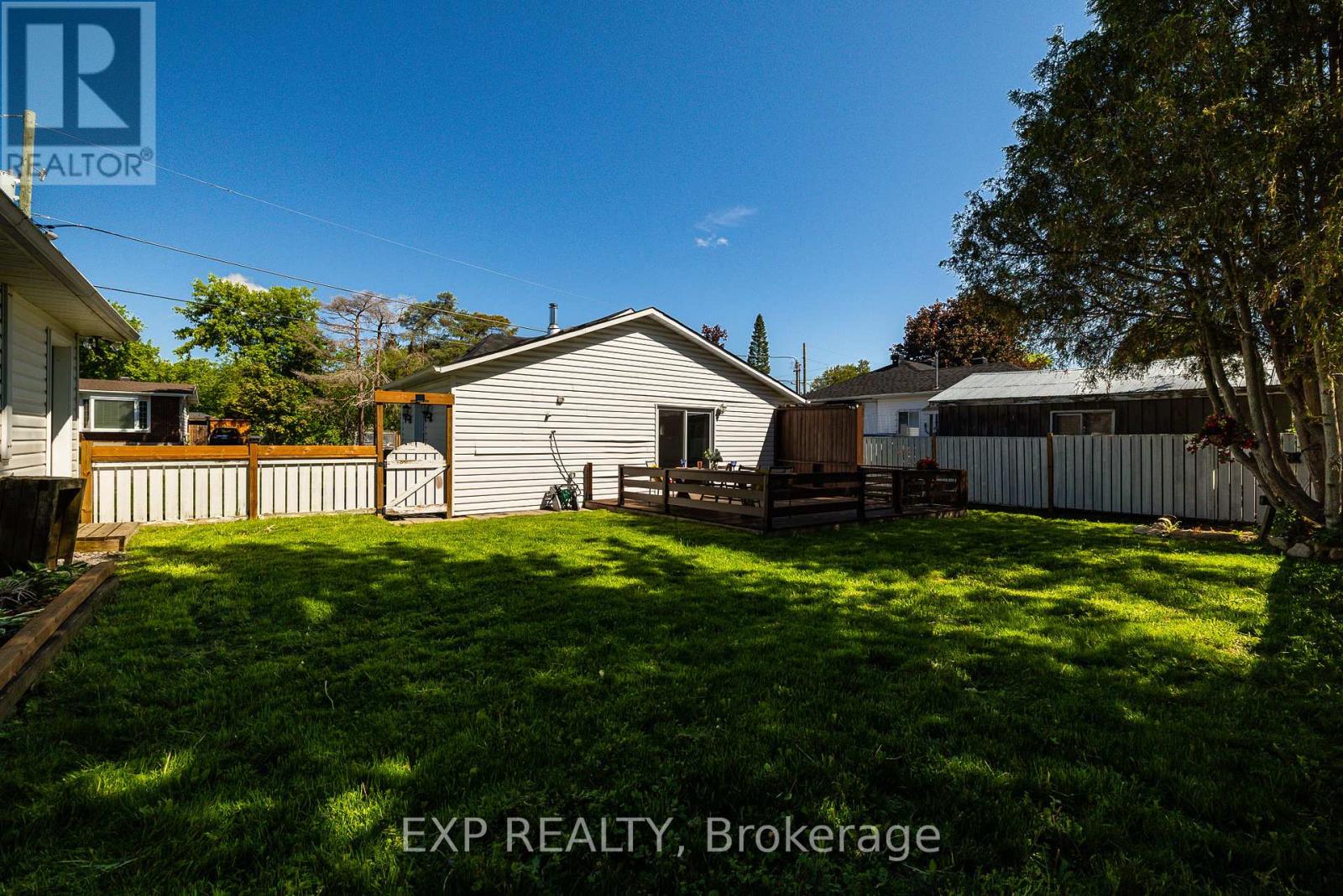 180 WELLINGTON STREET - 25