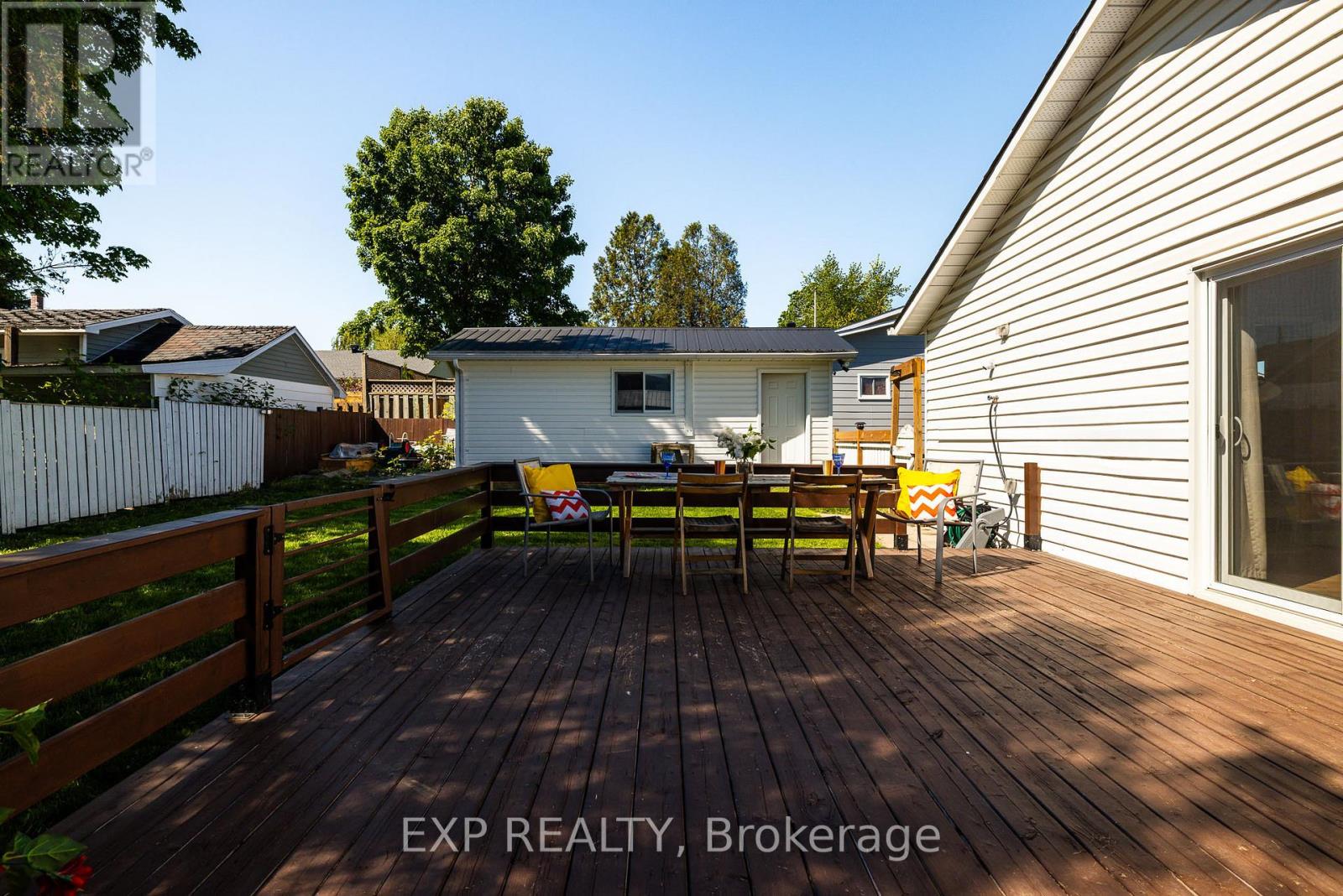 180 WELLINGTON STREET - 29