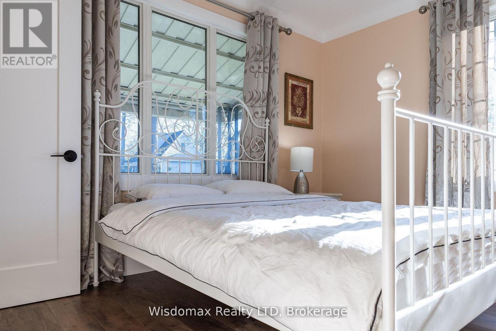 5291 STAMFORD STREET - 11