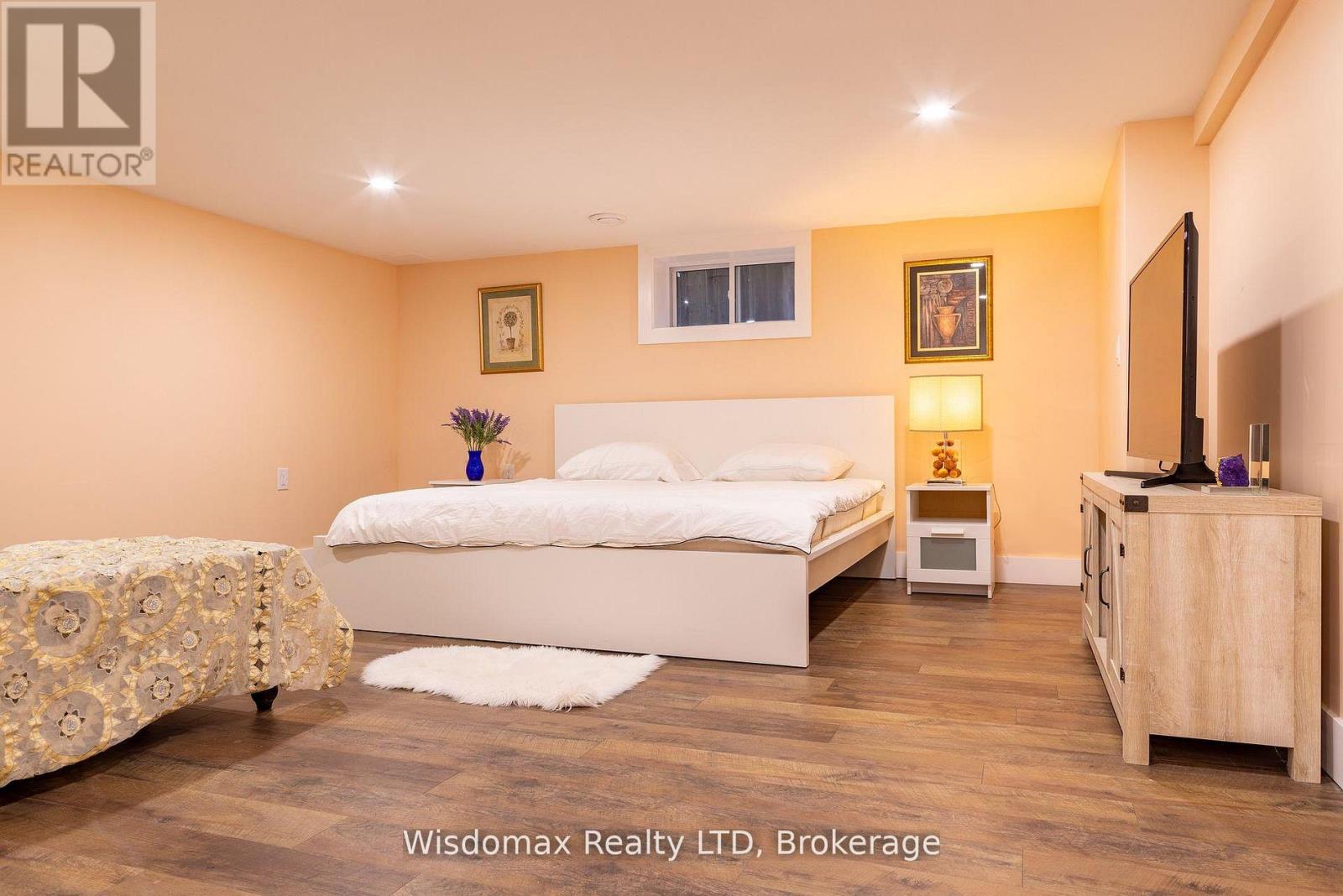 5291 STAMFORD STREET - 17