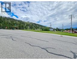 7567 & 7575 Main Street W, Radium Hot Springs, BC V0A1M0 Photo 12