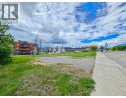 7567 & 7575 Main Street W, Radium Hot Springs, BC V0A1M0 Photo 19