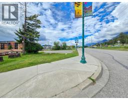 7567 & 7575 Main Street W, Radium Hot Springs, BC V0A1M0 Photo 20