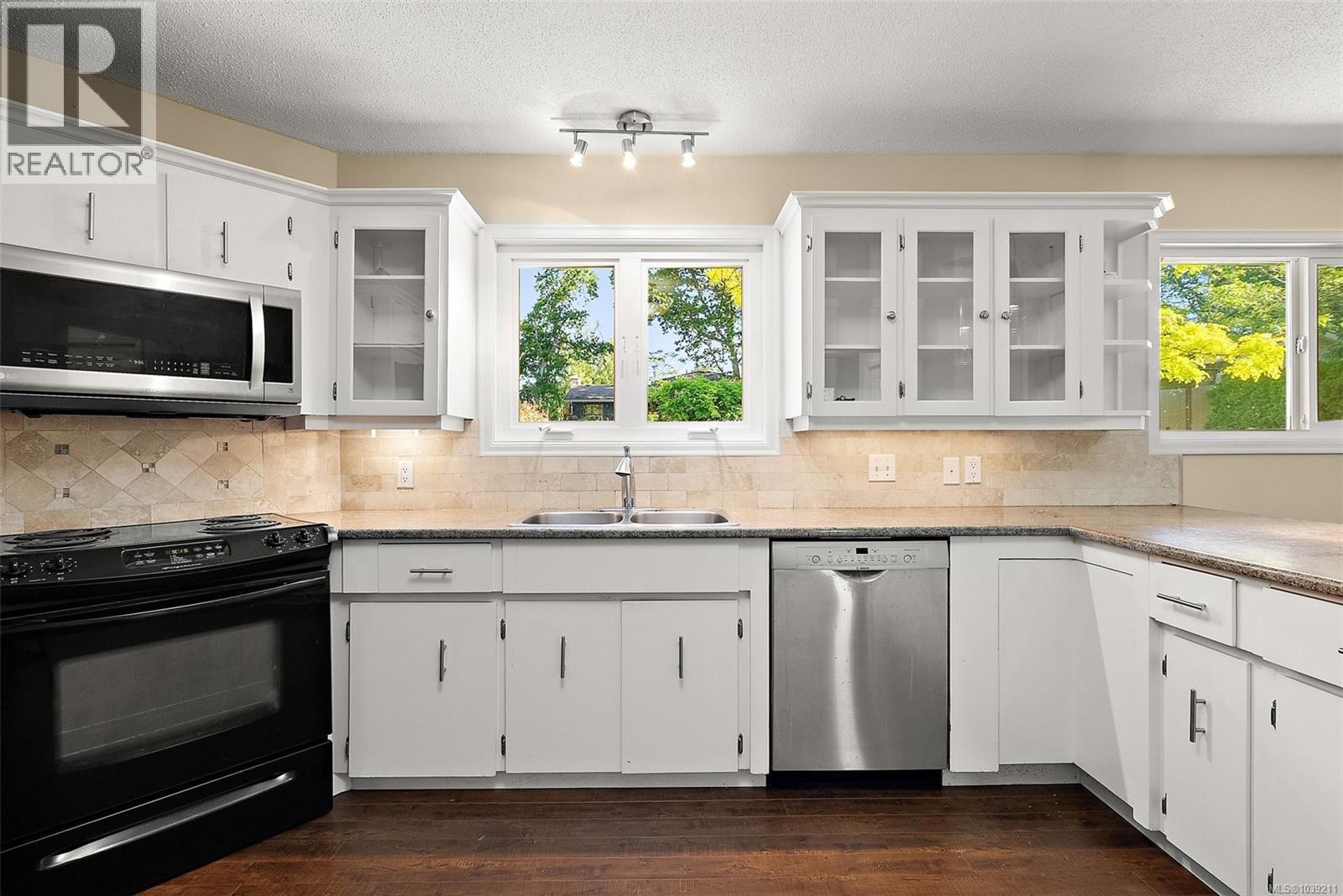  1094 Sluggett Road, Central Saanich