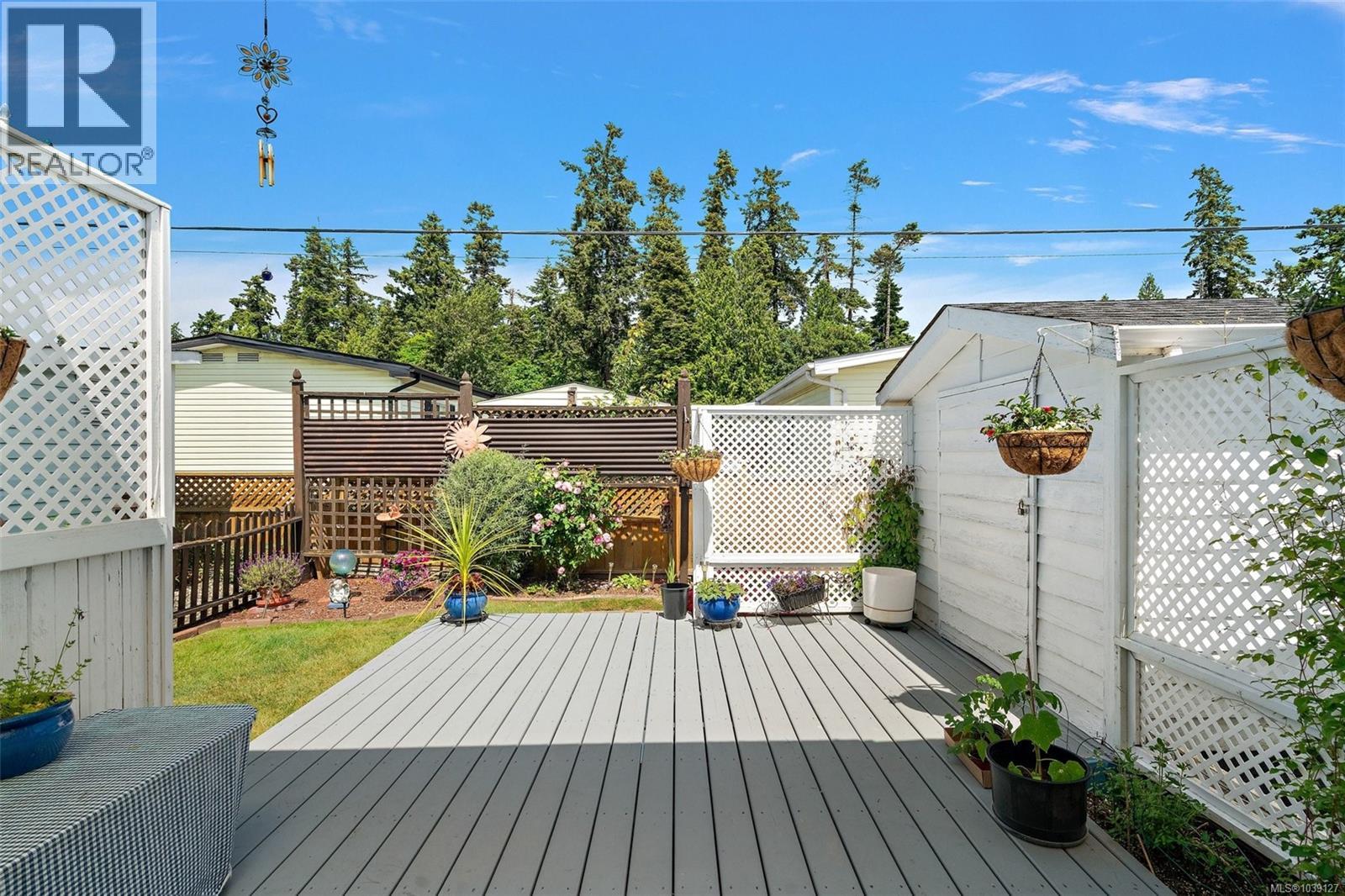 #111 7701 Central Saanich Rd - 18