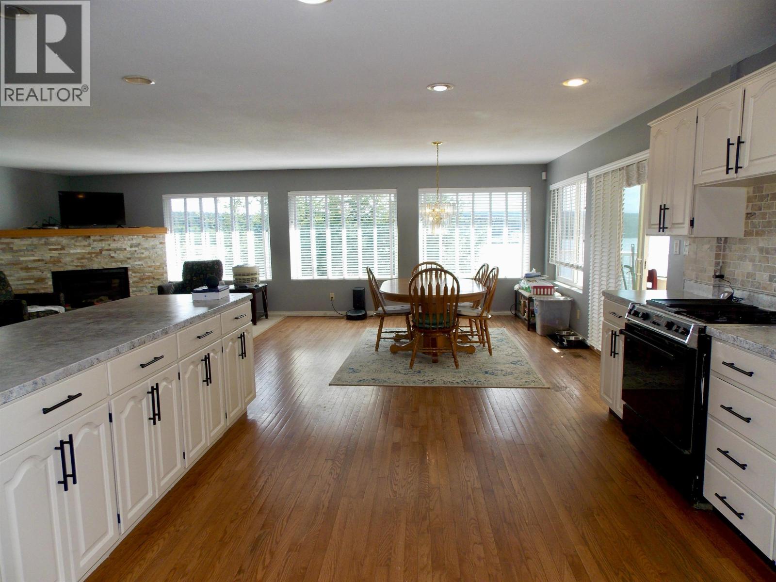 4126 MCKINLEY DRIVE - Image 3