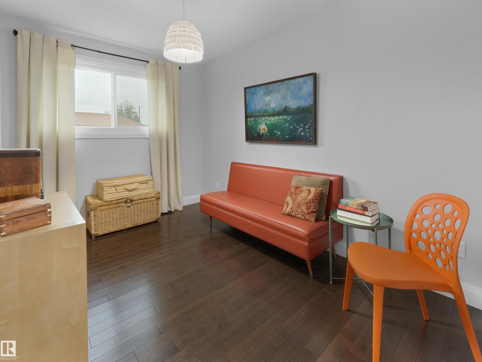 8603 73 ST NW - 14