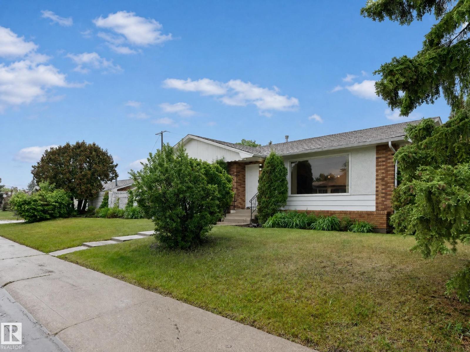 8603 73 ST NW - Image 2