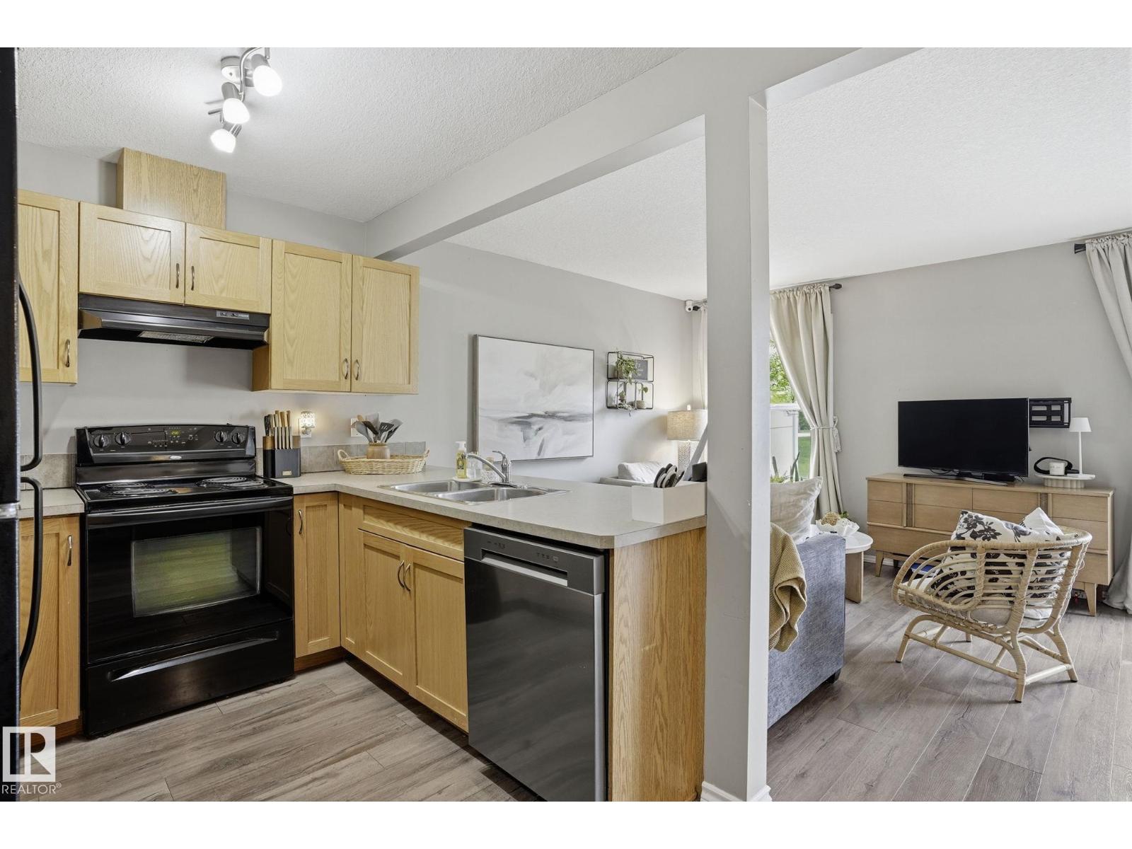 #164 150 EDWARDS DR SW - 11