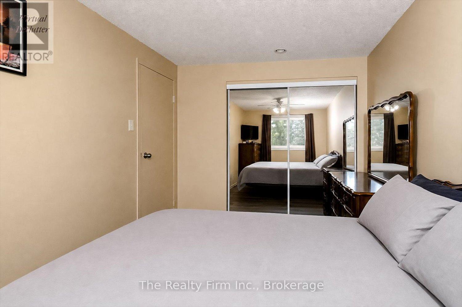 #33 88 AVONWOOD DRIVE - 14