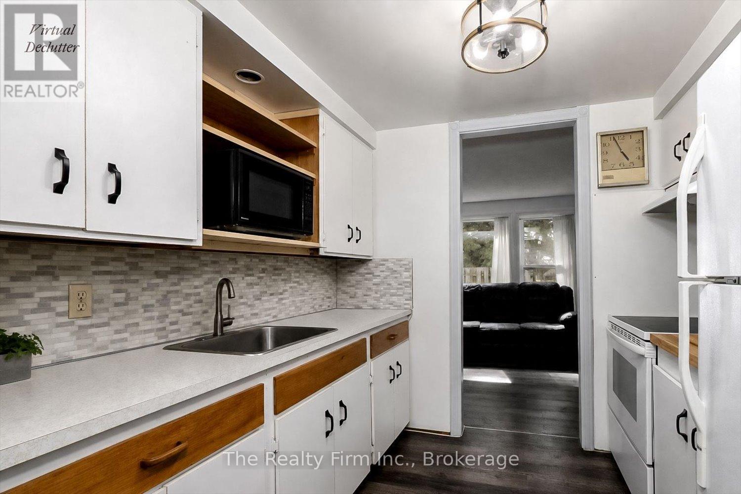 #33 88 AVONWOOD DRIVE - 6
