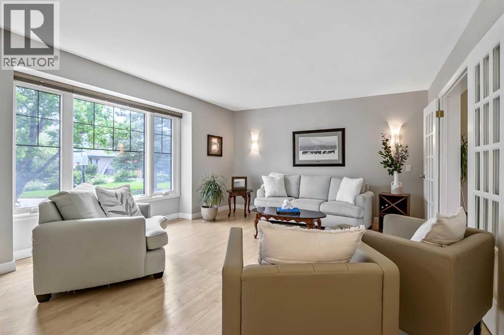 39 Canova Close SW - 4