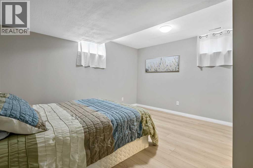 39 Canova Close SW - 26