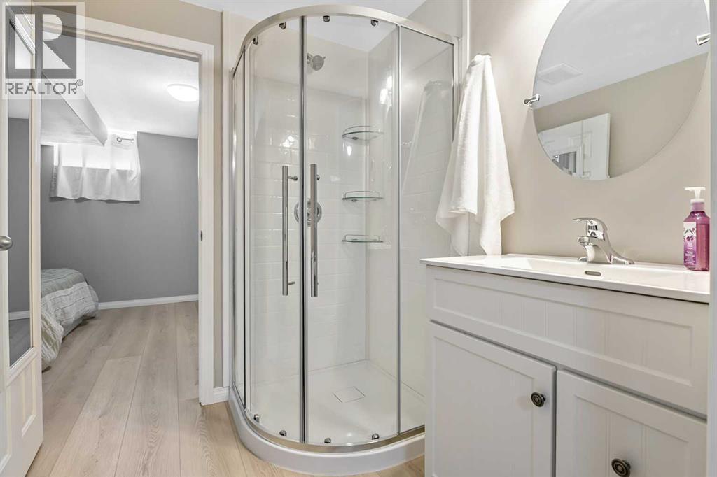 39 Canova Close SW - 28
