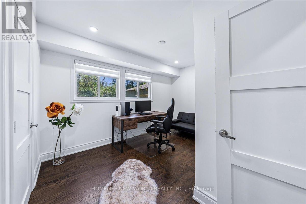 853 FAIRBANK AVENUE - 19