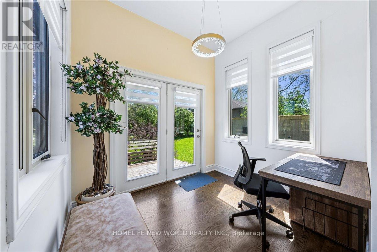853 FAIRBANK AVENUE - 26